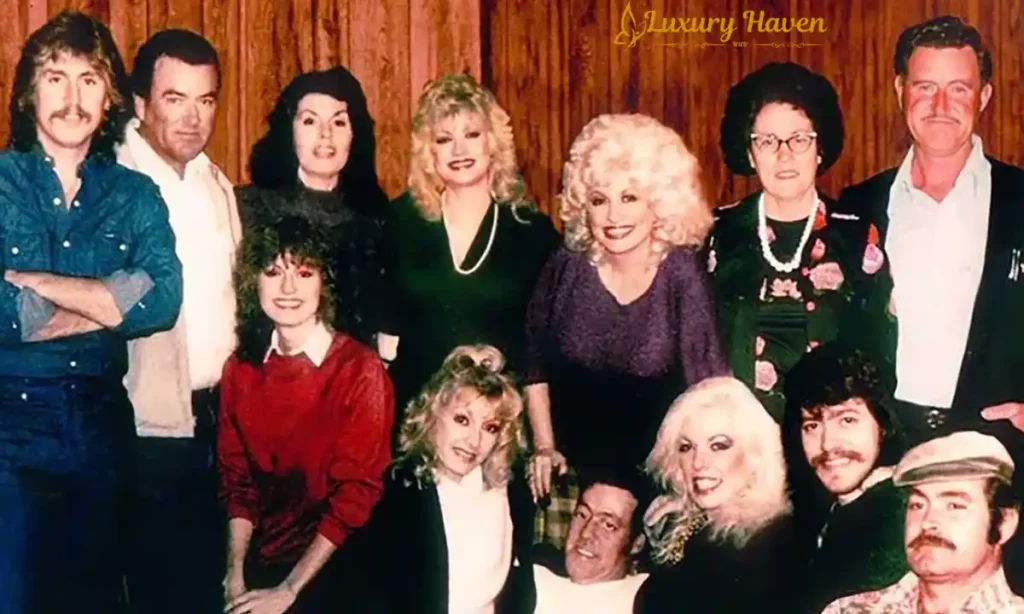 Dolly Parton Family Background